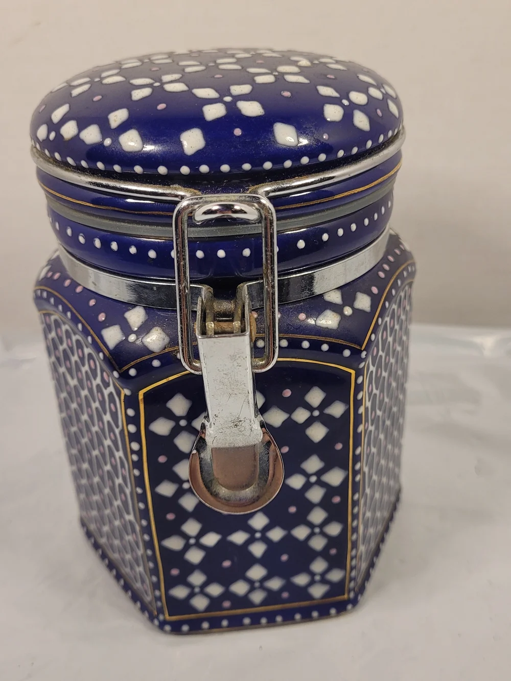 Vintage Pier 1 Imports Canister Moroccan Cobalt Blue &White Ceramic Latch (W)